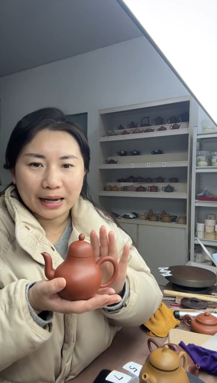 茶壶朱泥思婷180cc（原矿小煤窑朱泥）