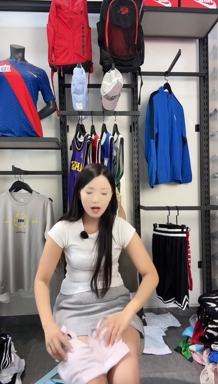 822编码 瑕疵款直播间过款为准 尺码·