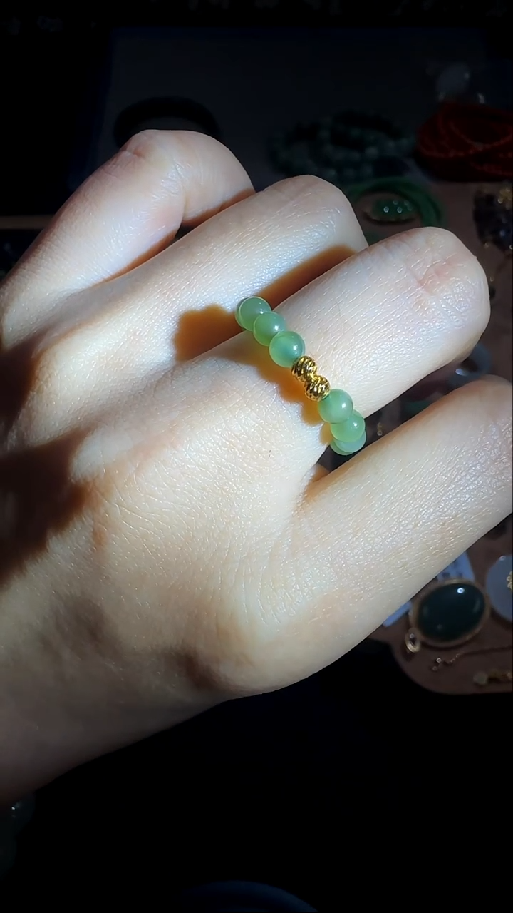 未镶嵌戒圈和田玉和田玉碧玉戒圈