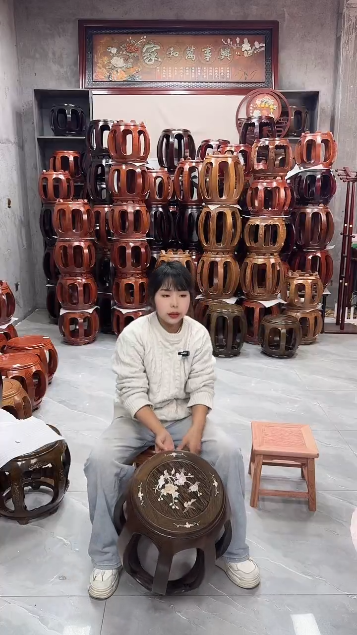 【闪购商品】花梨木类家具鸡翅木大号印花鼓凳一对