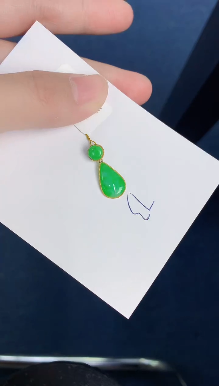 【闪购商品】翡翠颈饰18K金镶嵌000000000