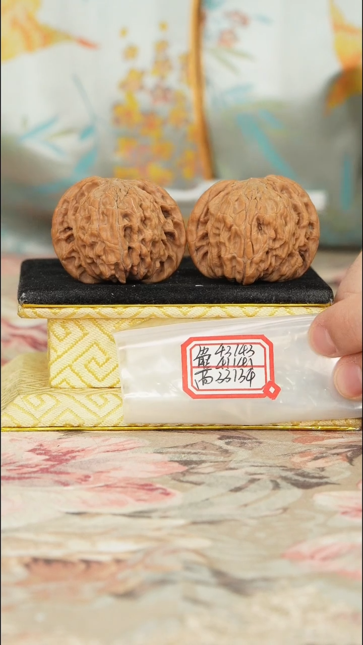【闪购商品】文玩核桃把件磨盘