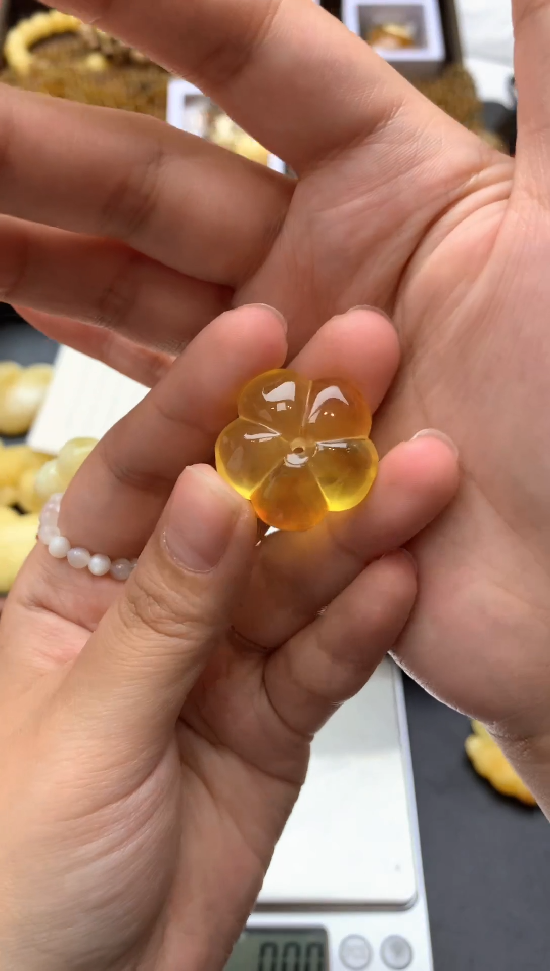 【闪购商品】琥珀珠宝奇石未镶嵌017琥珀蜜蜡花粉有纹小坑介意勿拍