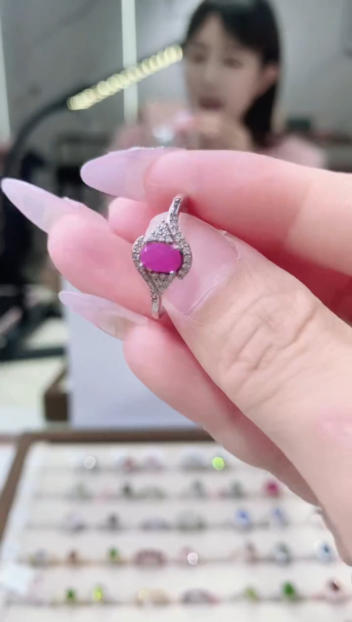 【闪购商品】红宝石戒指银S925镶嵌18-8  