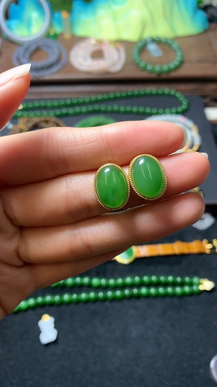 【闪购商品】和田玉耳饰银S925镶嵌耳钉