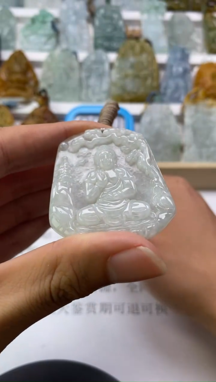 翡翠未镶嵌颈饰枫*晚天然翡翠