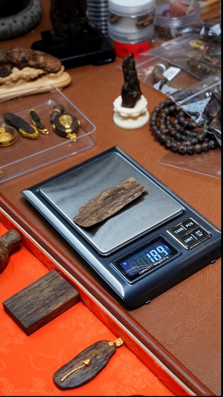 沉香沉香碎屑柬埔寨1.9g