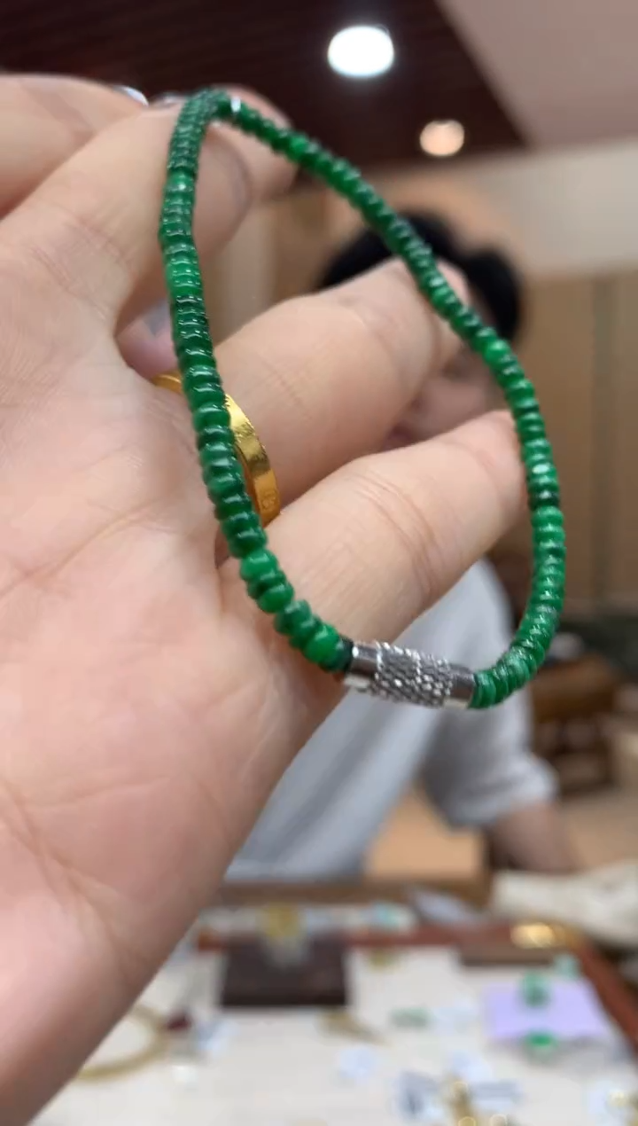 未镶嵌手串翡翠手串