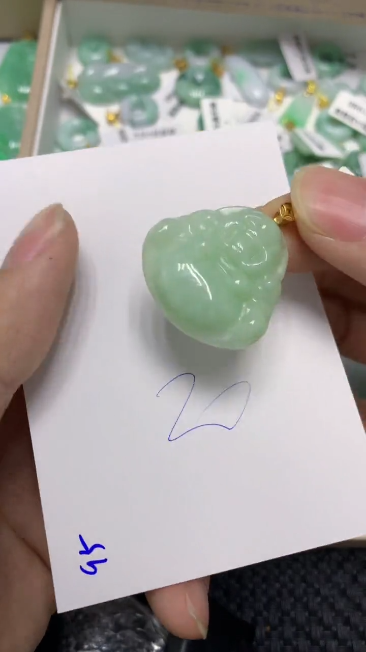 颈饰未镶嵌翡翠缅甸A货翡翠