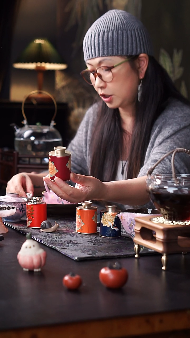 红色豆沙甜口味六堡茶
