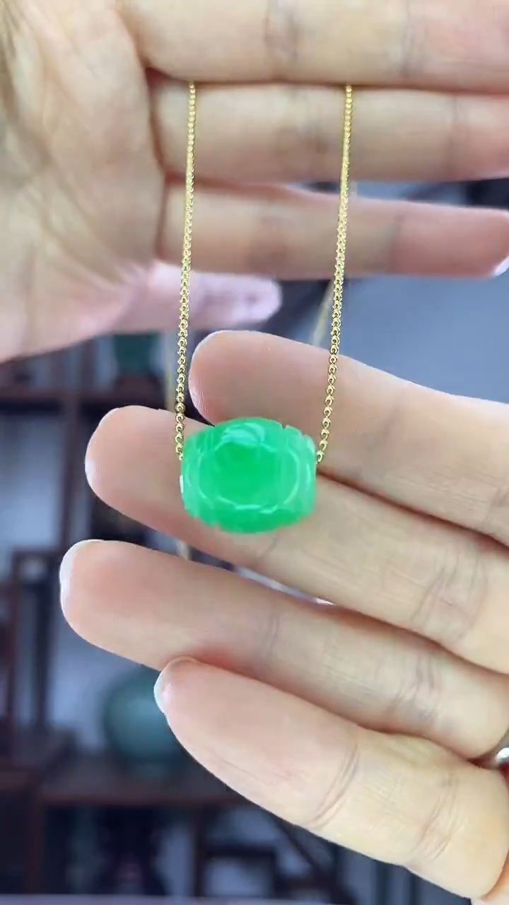 吊坠(赠链)未镶嵌翡翠D3白底青路路通