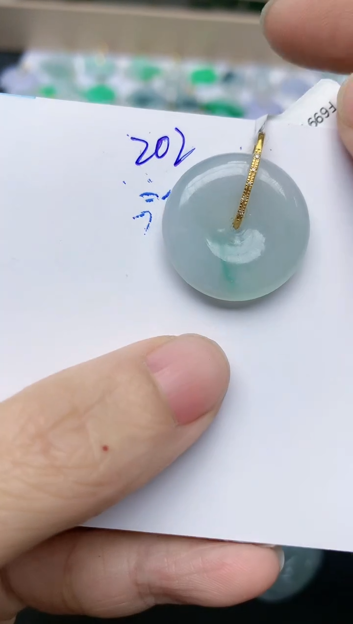 【闪购商品】翡翠颈饰18K金镶嵌天然翡翠A货    