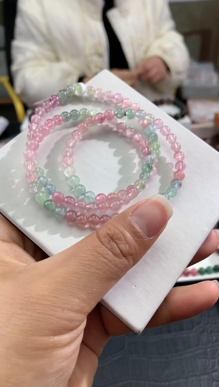 【闪购商品】碧玺手串未镶嵌 多样性发一条