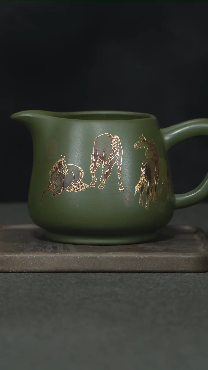 【闪购商品】紫砂茶杯绿泥手绘八骏公道杯