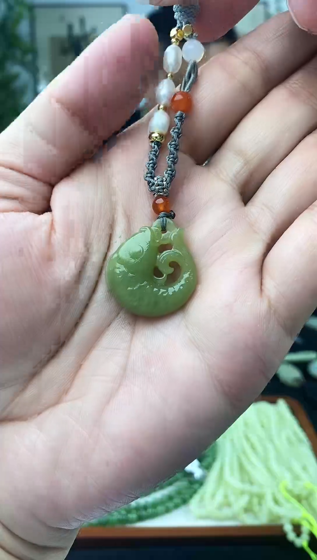 和田玉未镶嵌颈饰鲤鱼