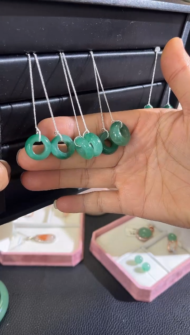 合金石英质玉（非洲翠）耳钉1