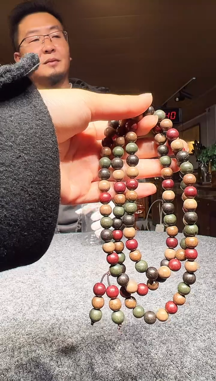 金丝楠木雕款存*手串