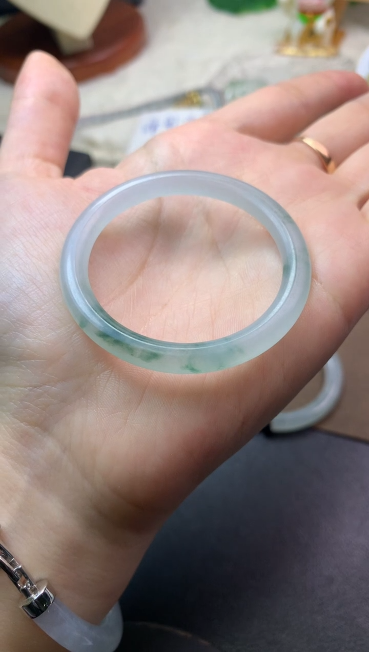 未镶嵌定制翡翠毛货