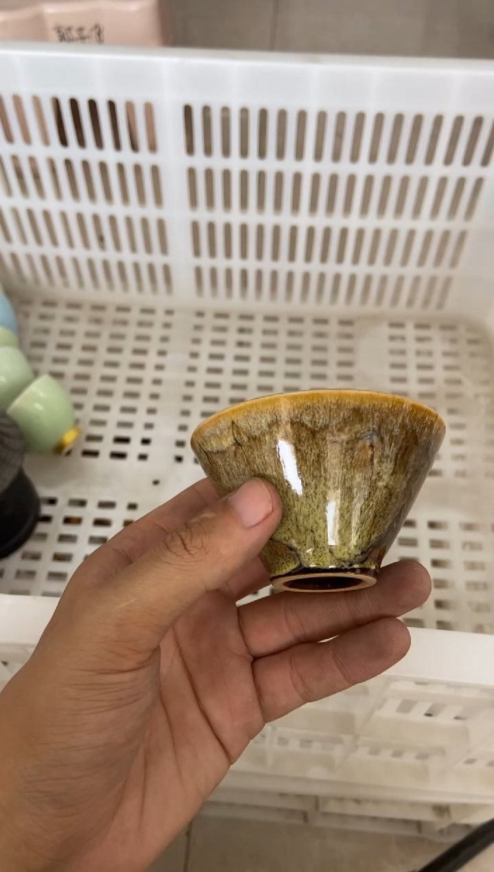 杯无运费险有瑕疵的摄影的产品有使用过的痕迹有点脏介意勿拍