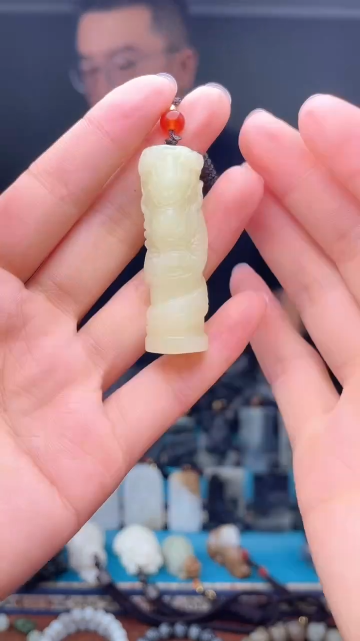 未镶嵌和田玉挂件1
