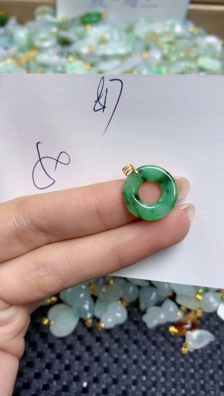 【闪购商品】翡翠颈饰18K金镶嵌天然缅甸A货翡翠