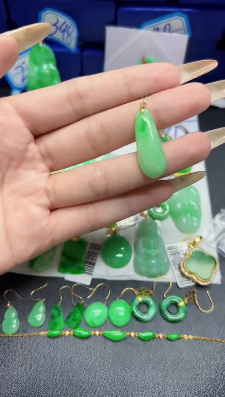 【闪购商品】翡翠颈饰18K金镶嵌Y缅料A货/支持复检/一件