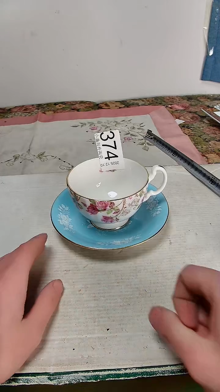 瓷片皇**瑄小淼海外陶瓷工艺品
