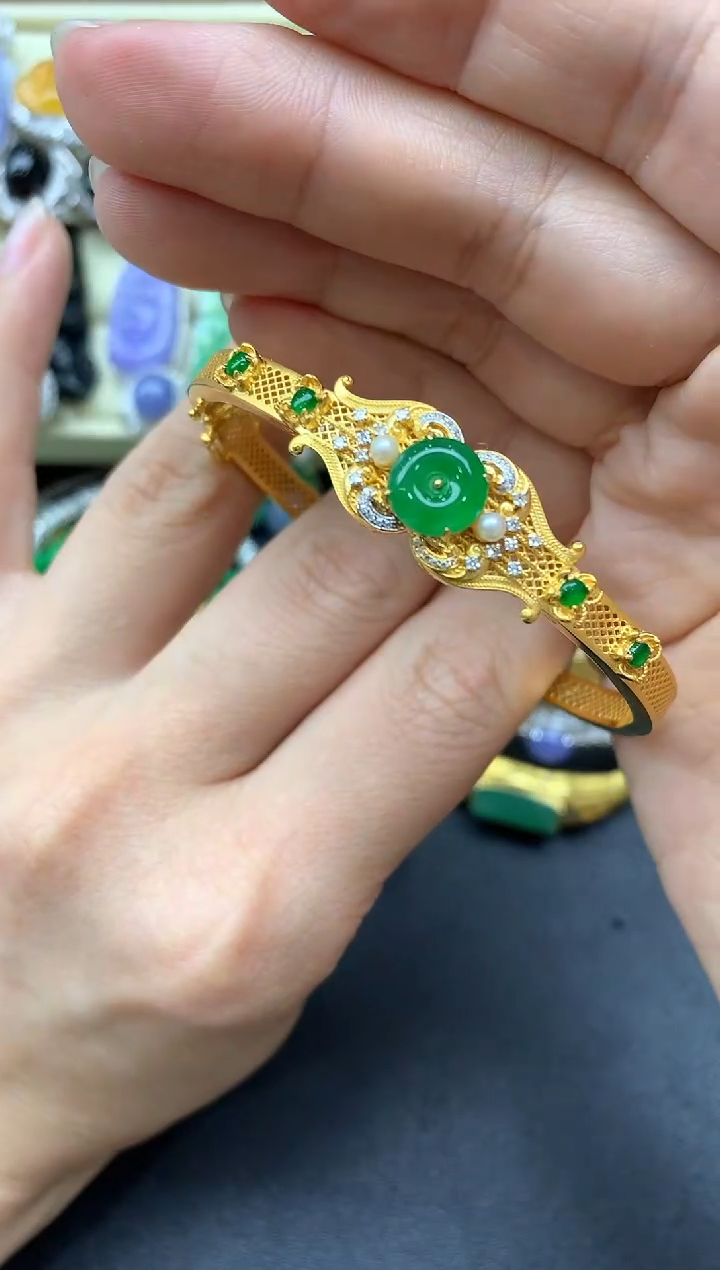 【闪购商品】翡翠手镯18K金镶嵌669-中国好珍宝