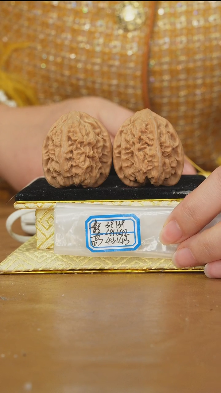 把件文玩核桃马蹄