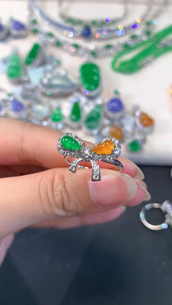 【闪购商品】翡翠戒指18K金镶嵌C52|7800