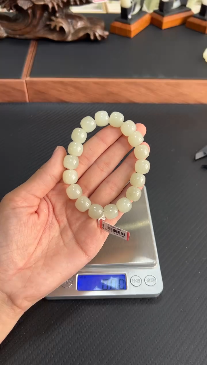 手串未镶嵌和田玉黑山微色差卡12老型珠m