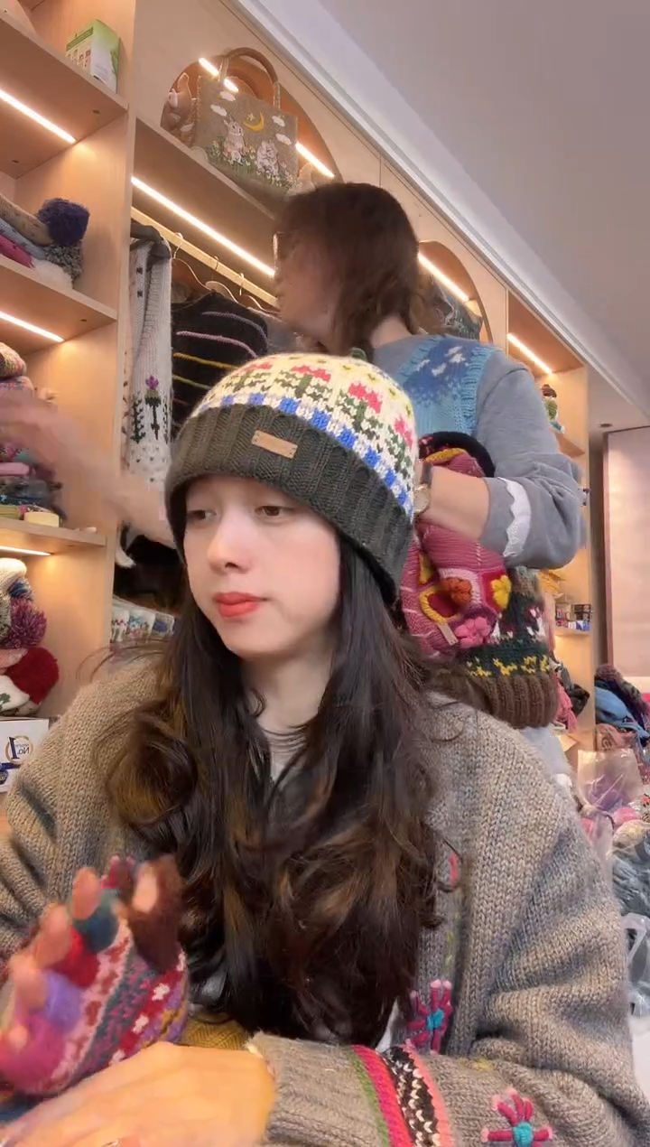 羊毛美利奴白色郁金香像素帽