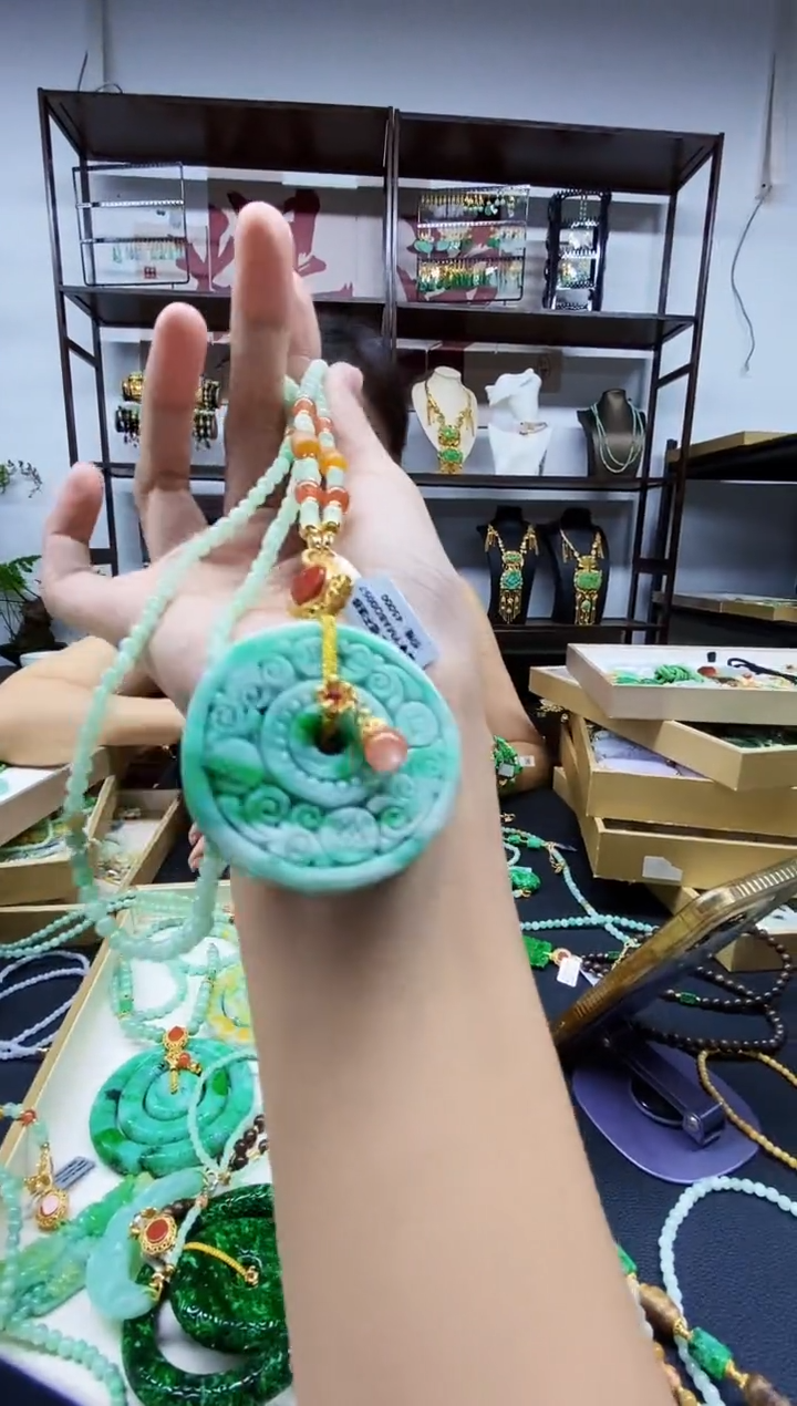 颈饰未镶嵌翡翠翡翠吊坠