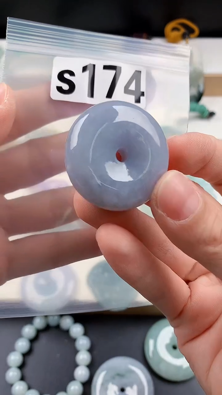 颈饰未镶嵌翡翠天然翡翠吊坠挂件