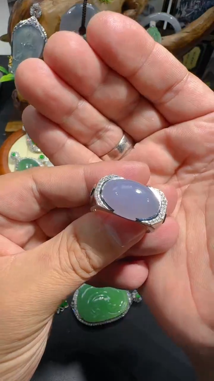 【闪购商品】翡翠戒指18K金镶嵌戒指