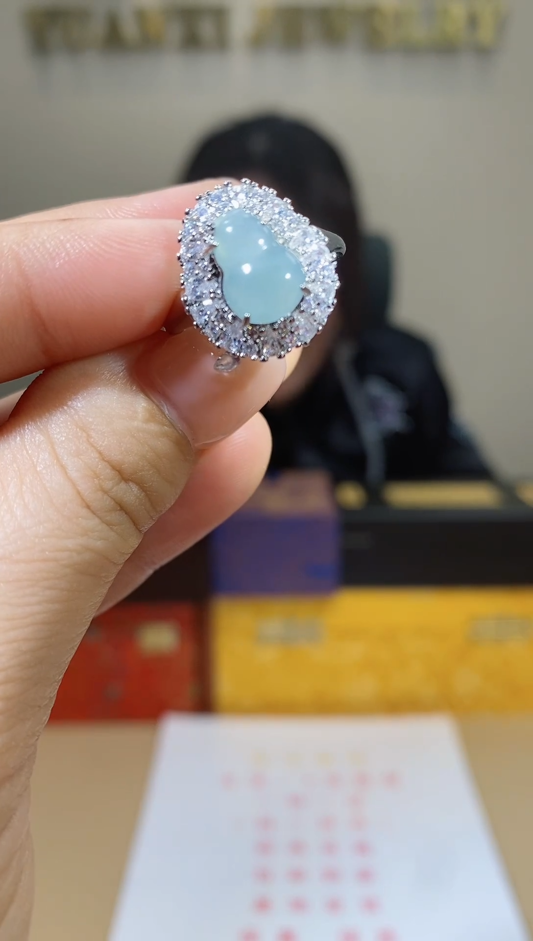 【闪购商品】翡翠吊坠(不含链)合金天然A货翡翠