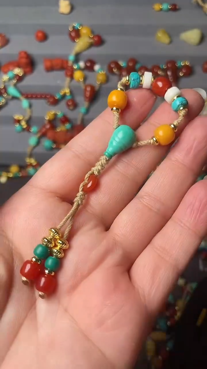 裸石蜜蜡未镶嵌4-7绿三通 蜜蜡腰珠