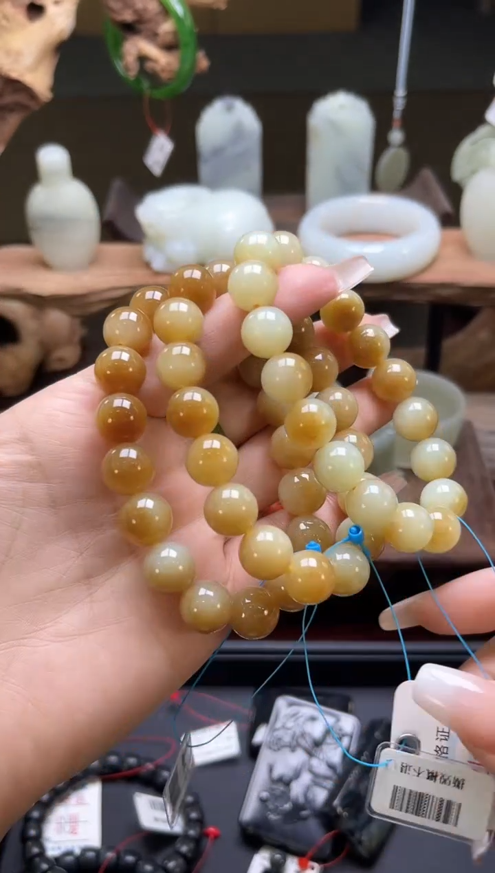 【闪购商品】和田玉手串未镶嵌若羌糖黄玉12圆珠 多样性发一