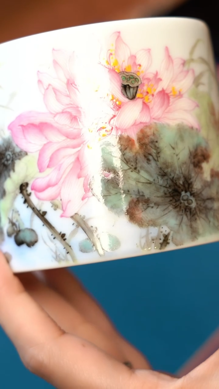 【闪购商品】L元煦粉彩荷花直口杯