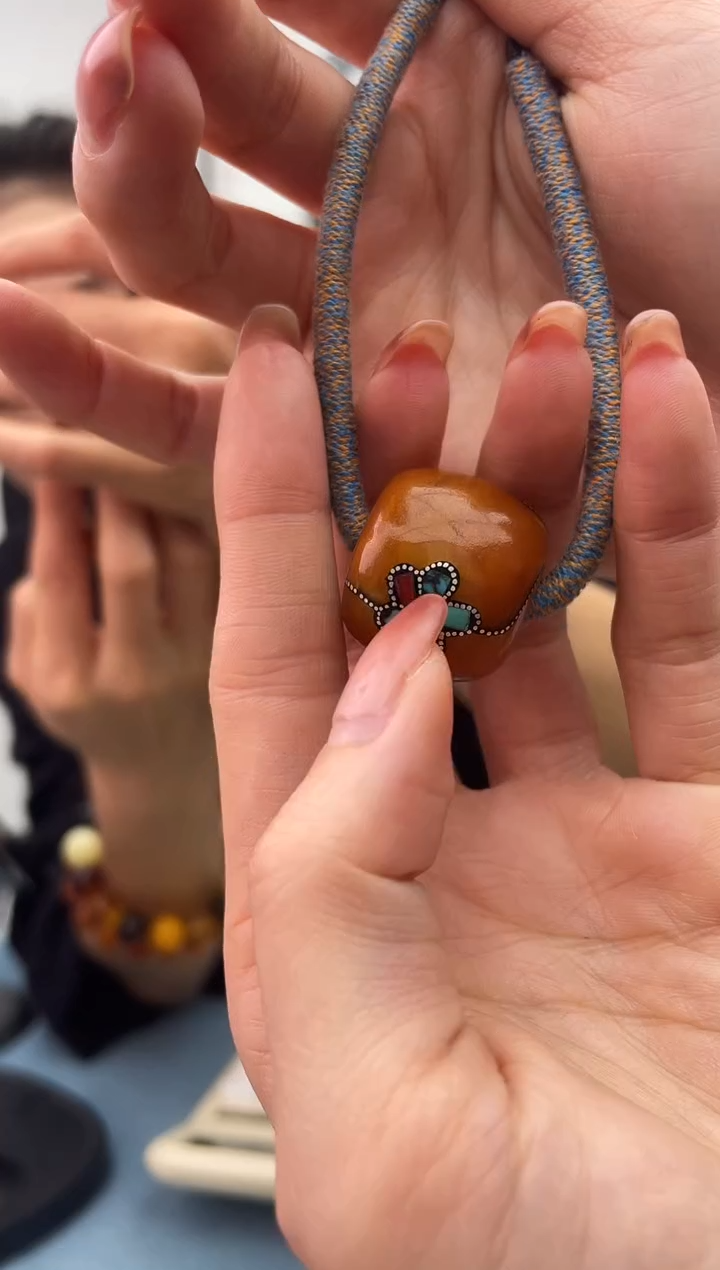 【闪购商品】蜜蜡珠宝奇石未镶嵌假一罚十，09