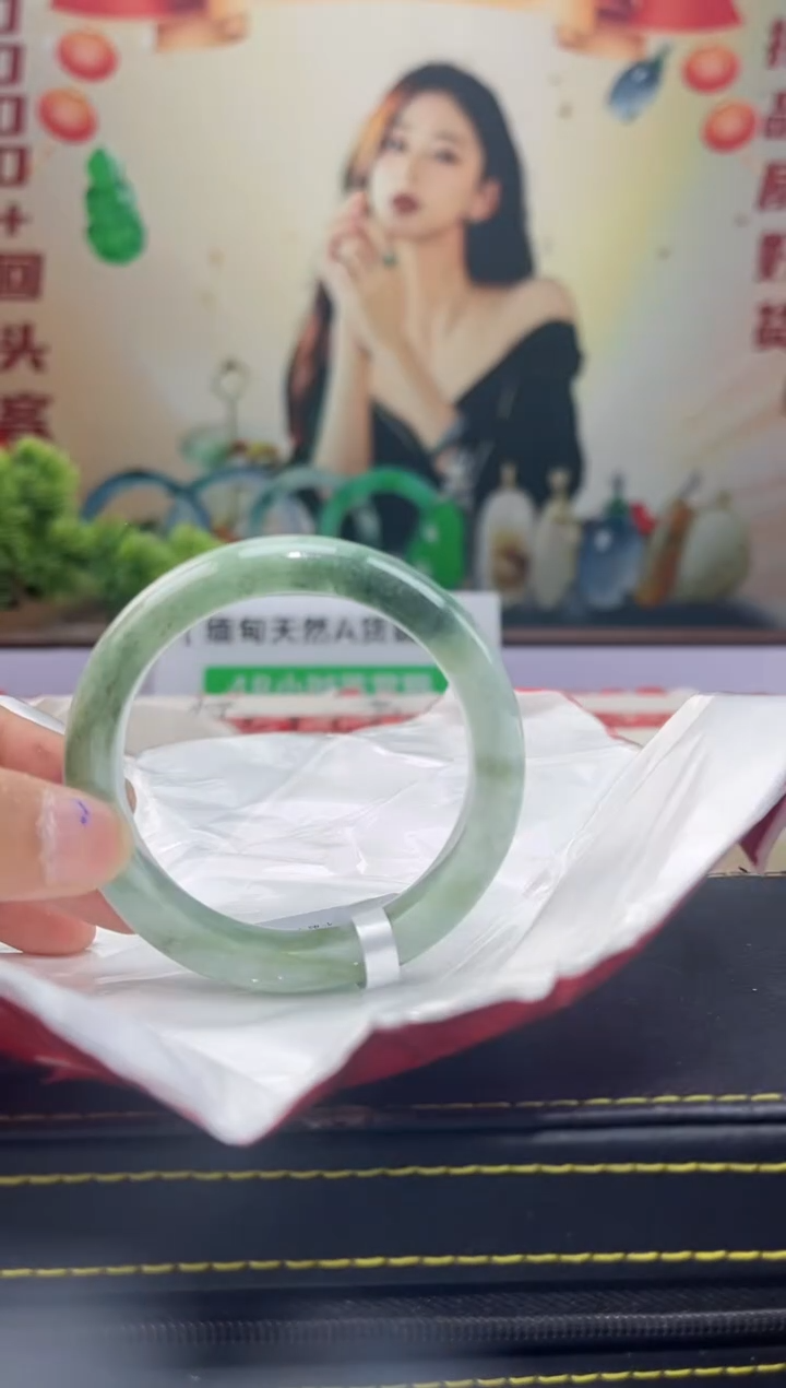 【闪购商品】翡翠手镯未镶嵌手镯19