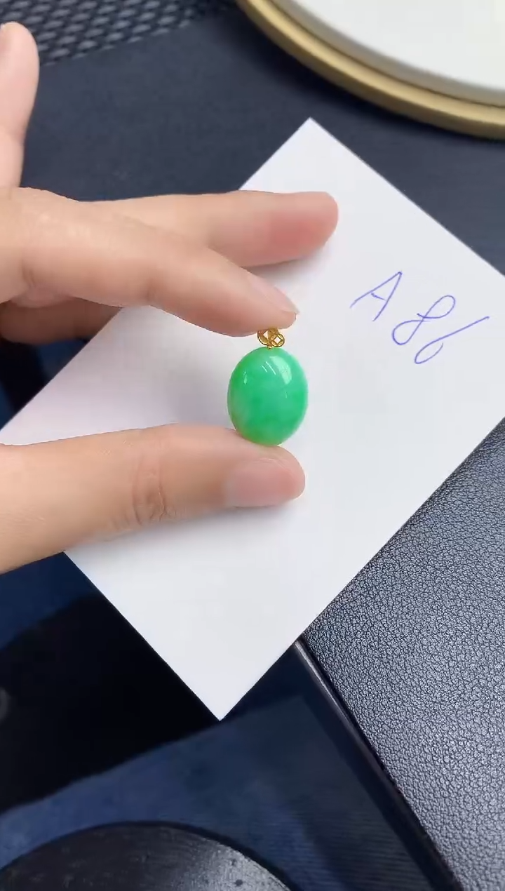 【闪购商品】翡翠颈饰18K金镶嵌000000000