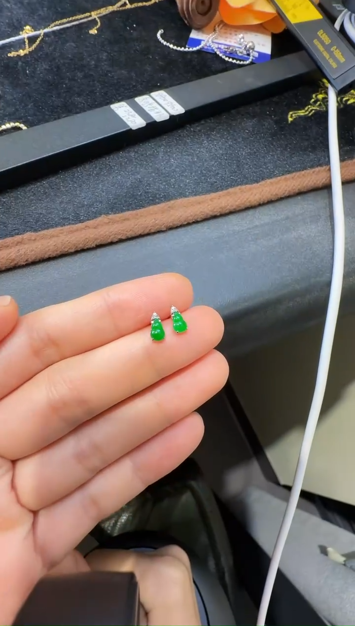 翡翠18K金镶嵌耳饰00002280
