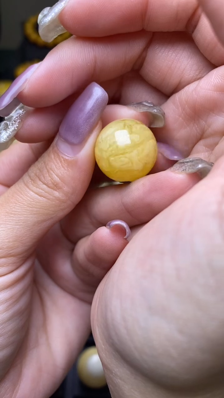 【闪购商品】琥珀裸石未镶嵌葵. 37