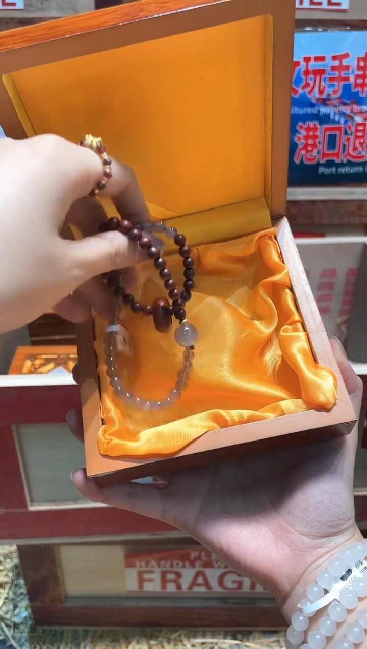 千禧出口撤柜闪购链接（多样性发其一）¥