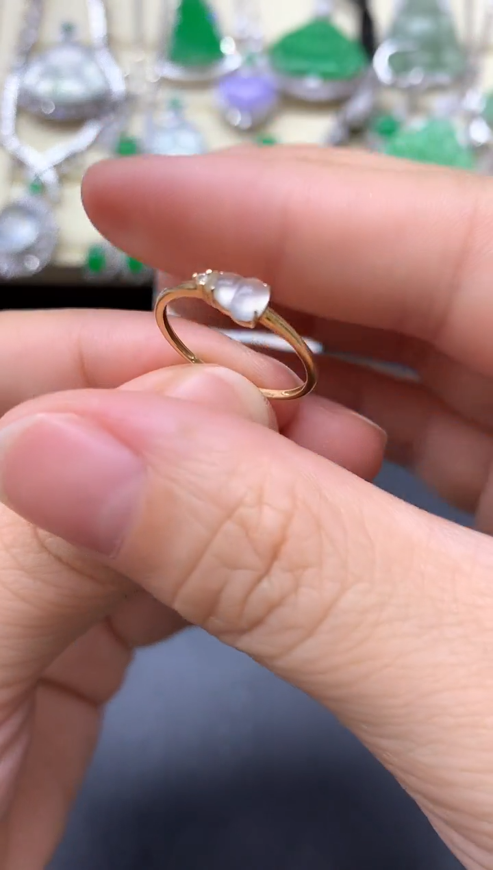 18K金镶嵌戒指翡翠189-中国好珍宝