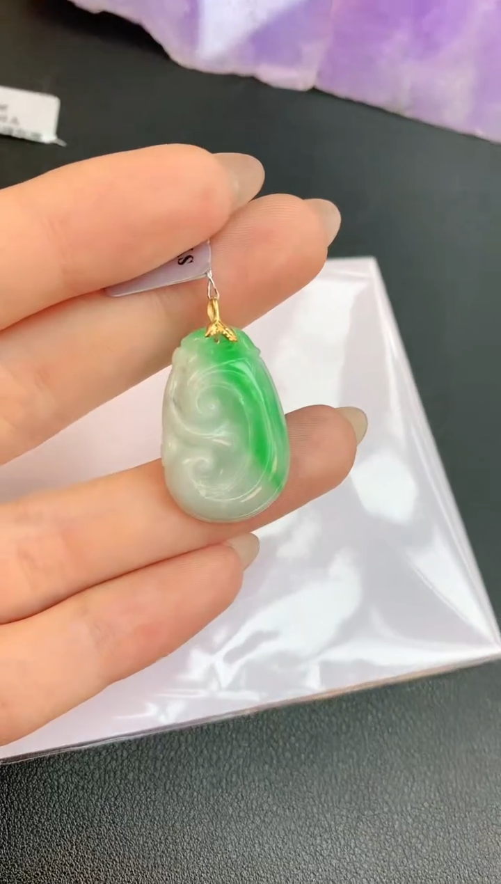 【闪购商品】翡翠颈饰18K金镶嵌赠礼盒证书 珍珍