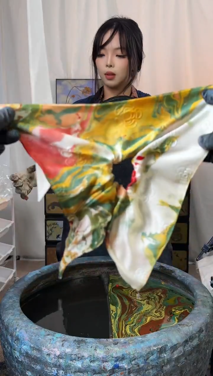 277 山茶花方巾 大鱼海棠