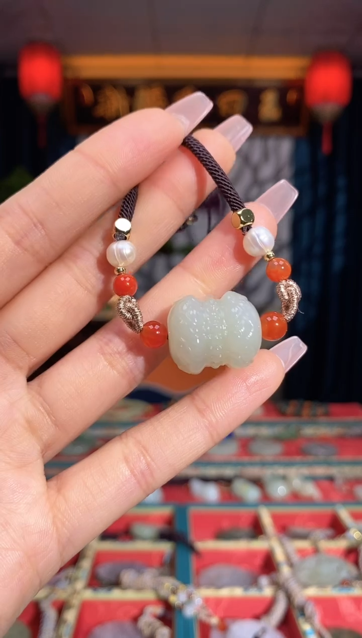 【闪购商品】和田玉颈饰未镶嵌转运珠