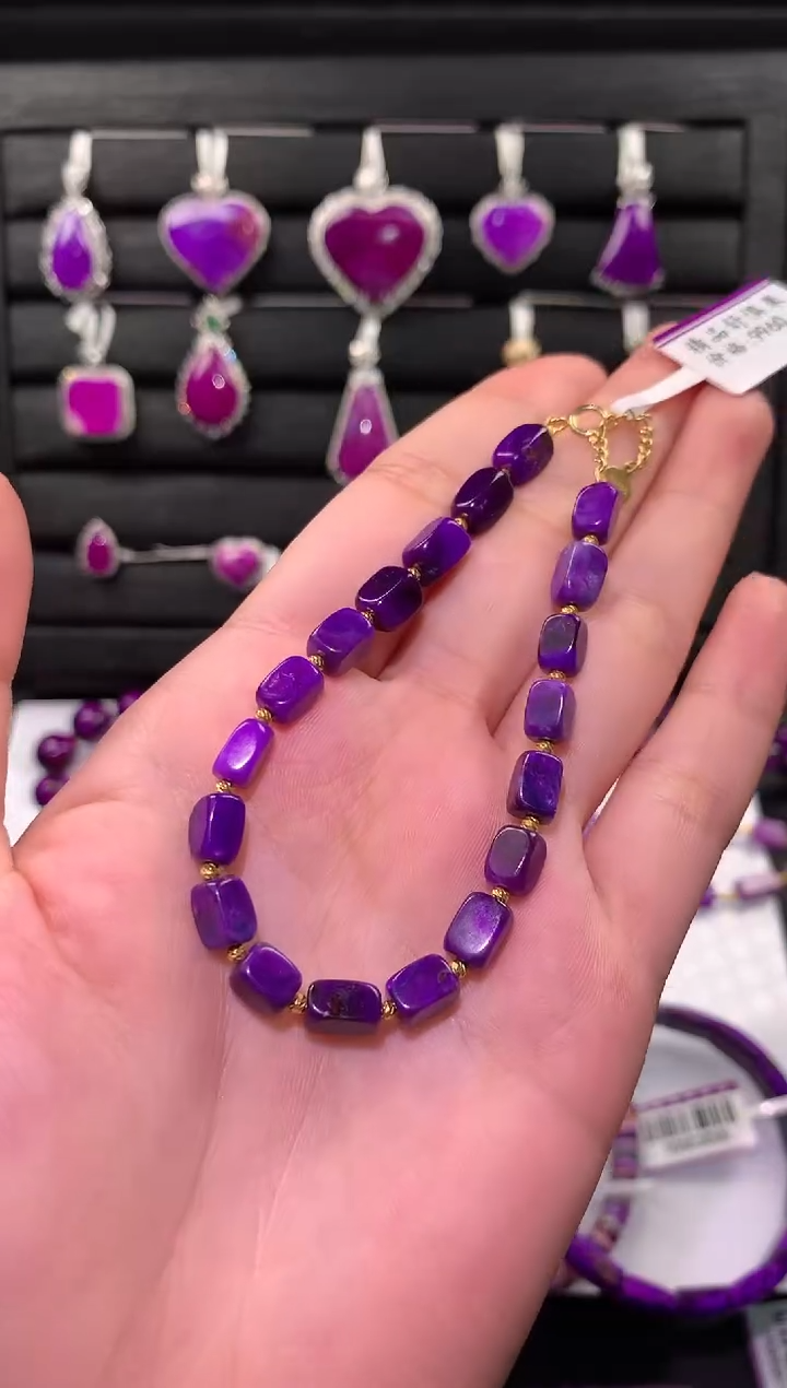 【闪购商品】18K金镶嵌苏纪石（舒俱来）.舒俱来手链